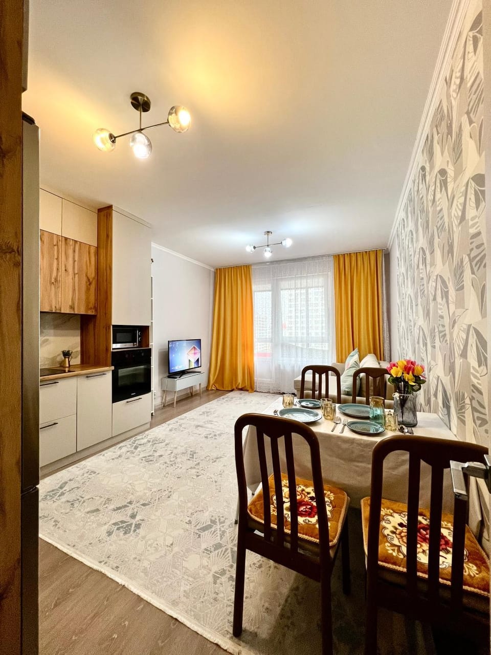 Уютная двухкомнатная евро трешка на Туране Apartment in Kazakhstan