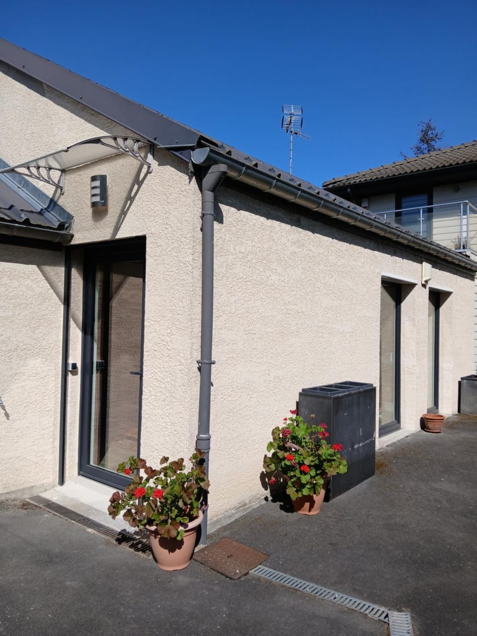Les Trois Salazes Bed and Breakfast in Cambrai