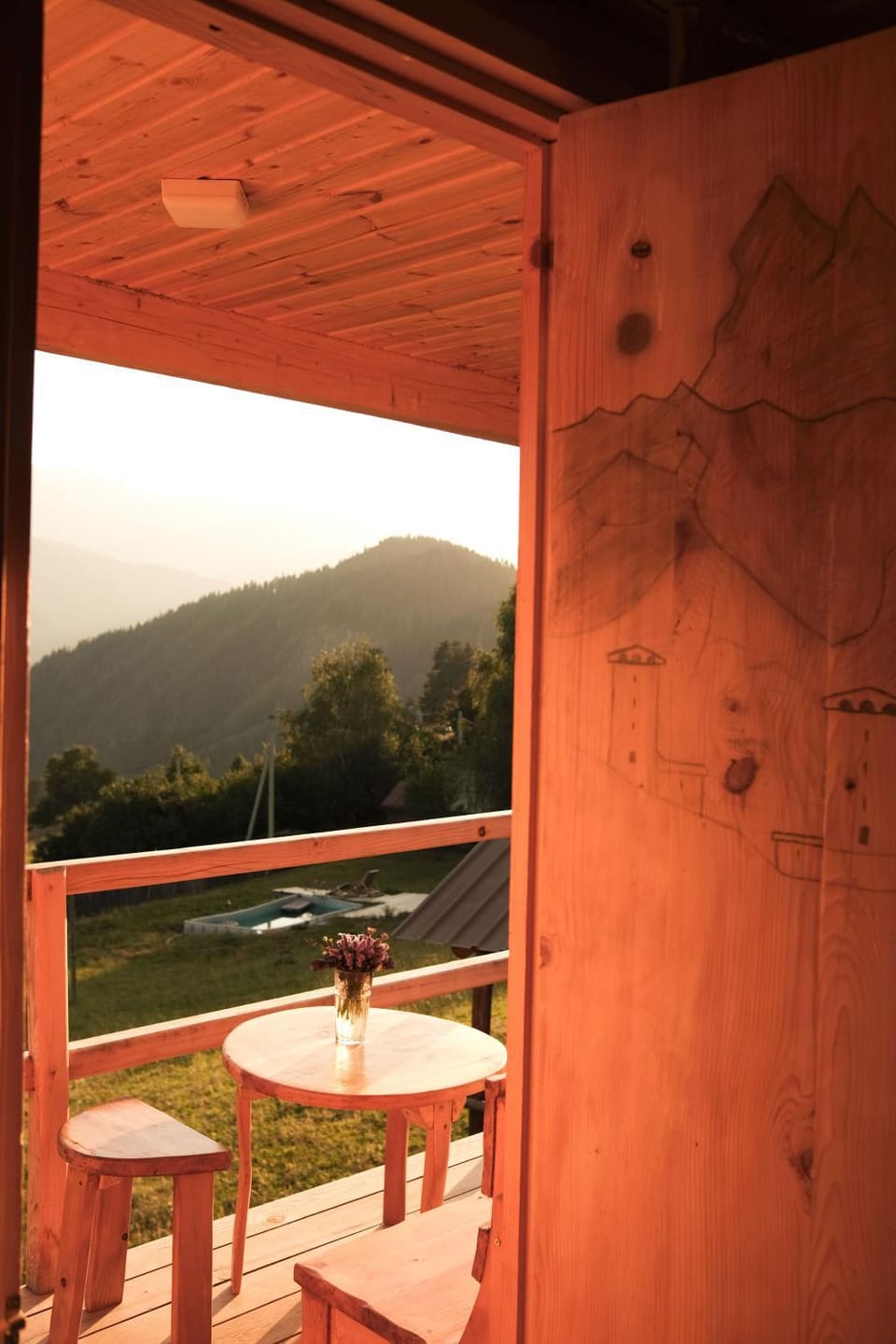 House In The Mountains-Heshkili Apartment in Georgia