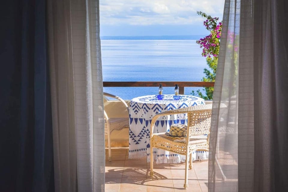 View (from property/room), Balcony/Terrace, Sea view