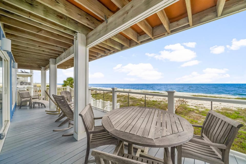 Day, Natural landscape, View (from property/room), Balcony/Terrace, Seating area, Dining area, Beach, Sea view