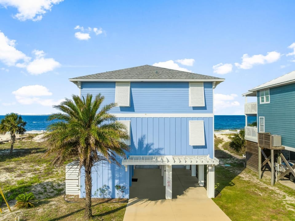 Property building, Day, Natural landscape, Sea view