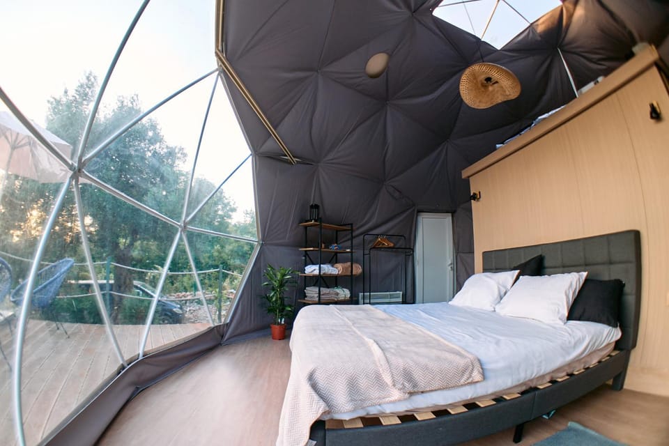 Patio, Bed, View (from property/room), Balcony/Terrace, Photo of the whole room, Bedroom