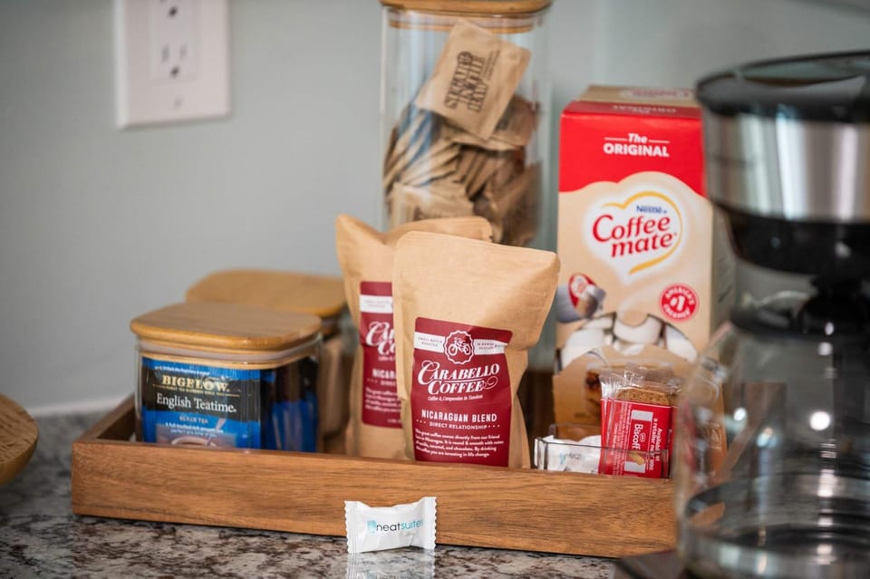 4 apartments 10 bedrooms - 2 and a half Miles from Ark Apartment in Williamstown