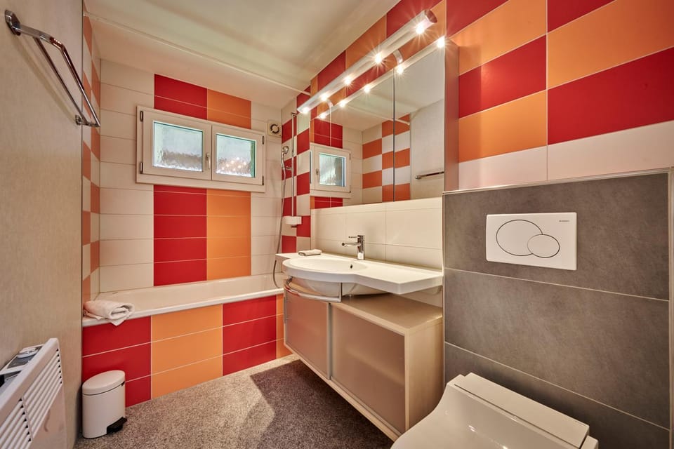 Chalet Mountain Love, spectacular views, spacious & luxurious Chalet in Lauterbrunnen