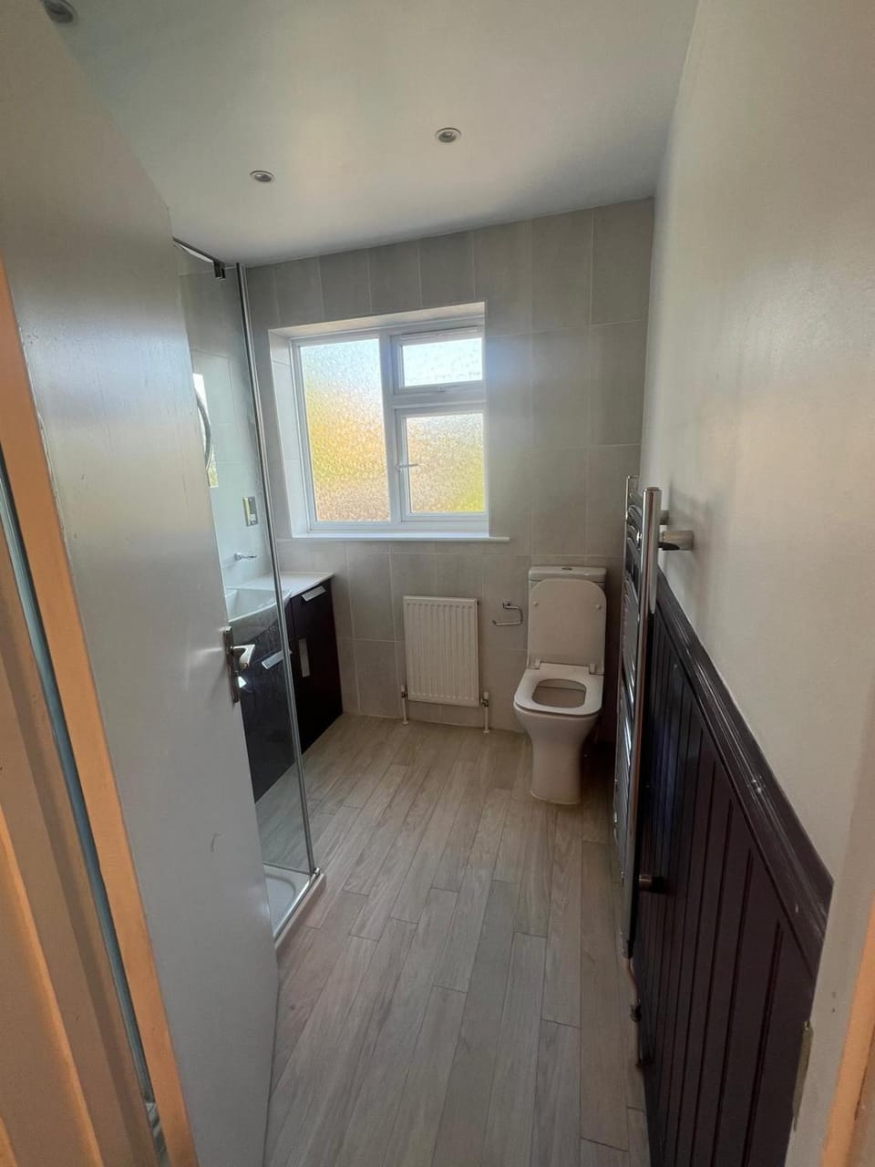 Good Priced Accommodation in Northolt Bed and Breakfast in London Borough of Ealing