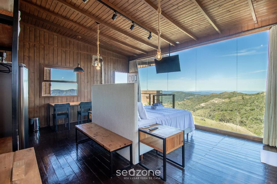 TV and multimedia, Bedroom, Mountain view