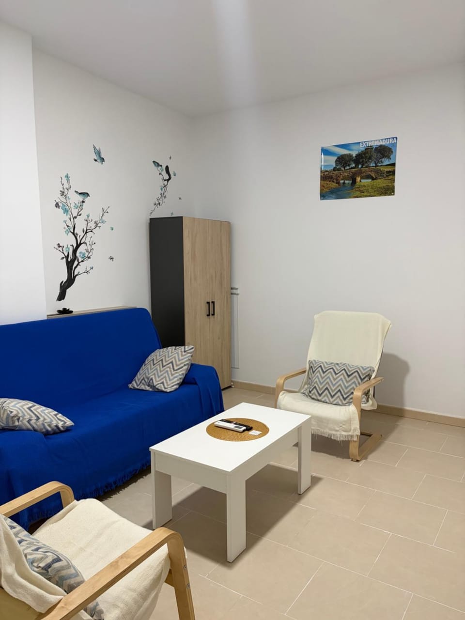 Communal lounge/ TV room, wardrobe