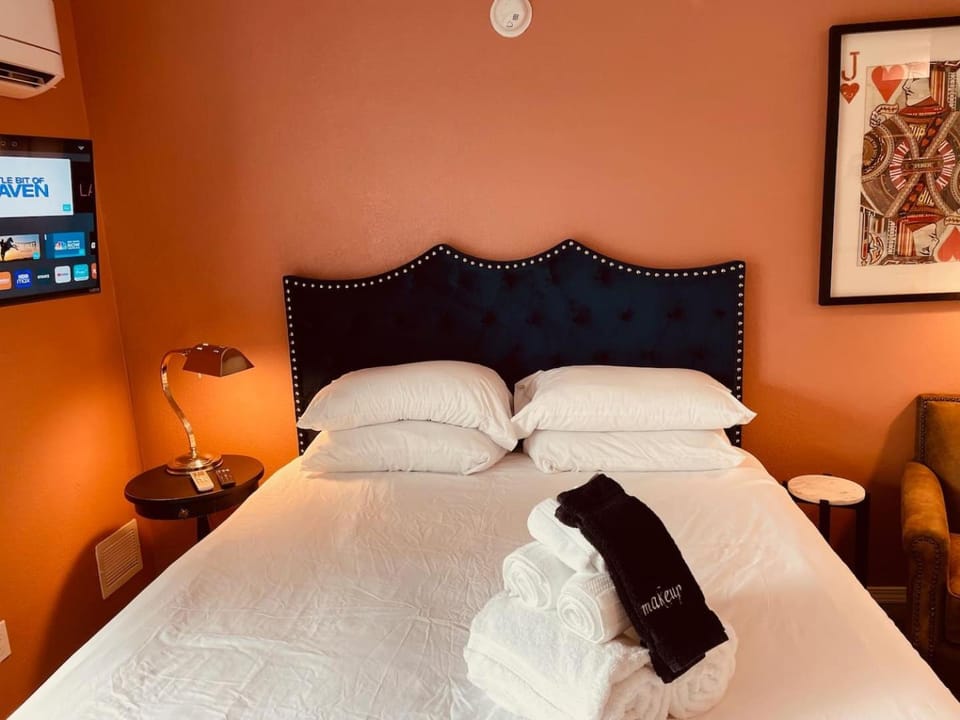 Studio with balcony Apartment in Albuquerque