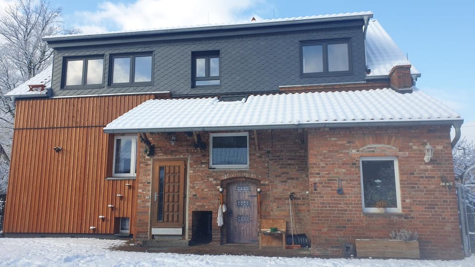 Property building, Winter