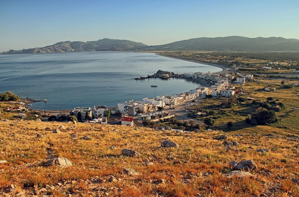 Nearby landmark, Neighbourhood, Natural landscape, Bird's eye view, Location
