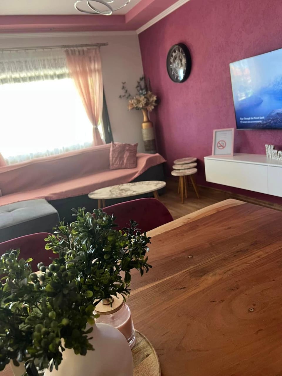 TV and multimedia, Living room, Seating area