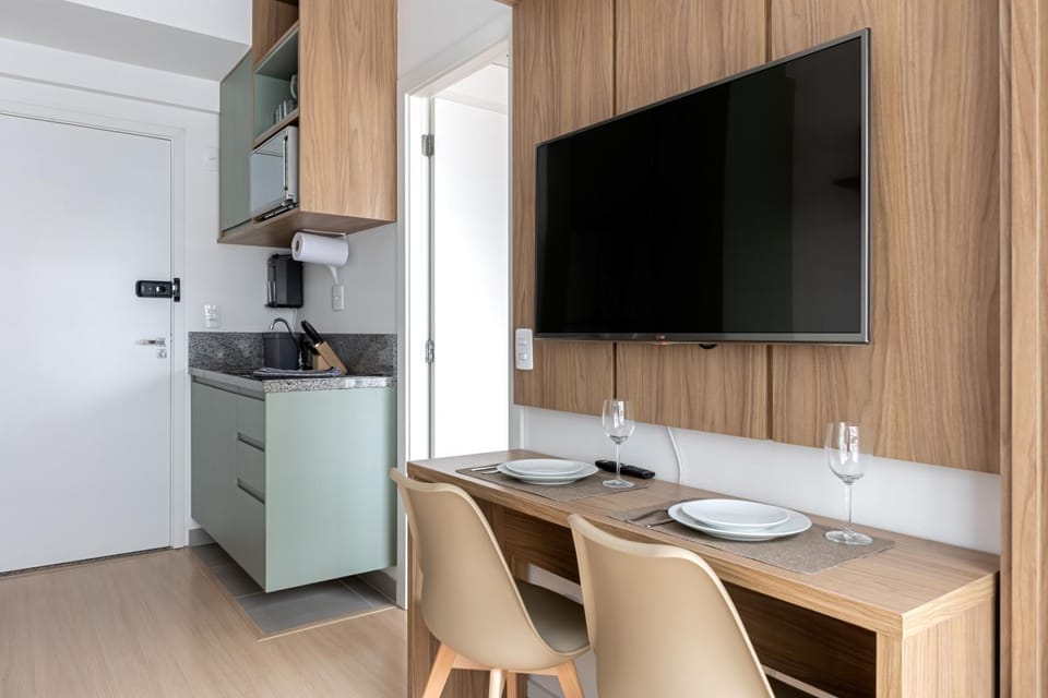 TV and multimedia, Kitchen or kitchenette, Dining area