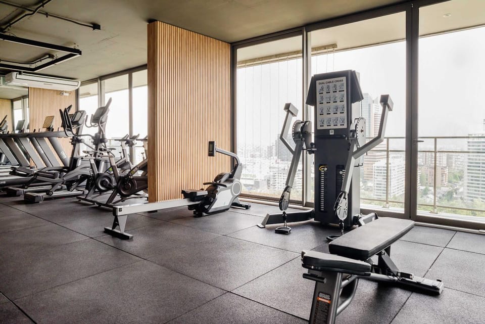 Spacious Retreat 1BE 1BA Prime Location Apartment in Las Condes