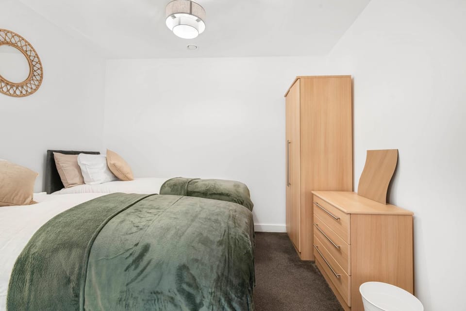 Bed, Bedroom, wardrobe