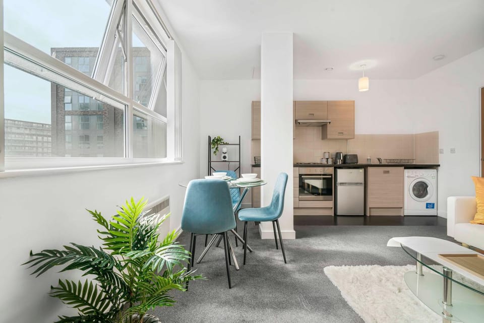 Kitchen or kitchenette, Living room, Seating area, Dining area, oven, stove, toaster