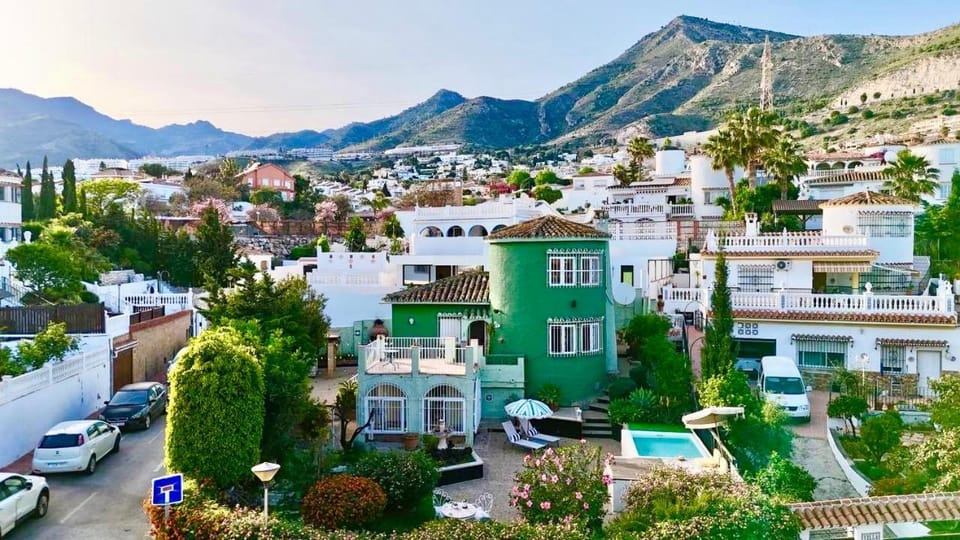 Authentic Andalusian Boho Villa - Pool - Garden-BBQ- 7 Guests Villa in Benalmadena