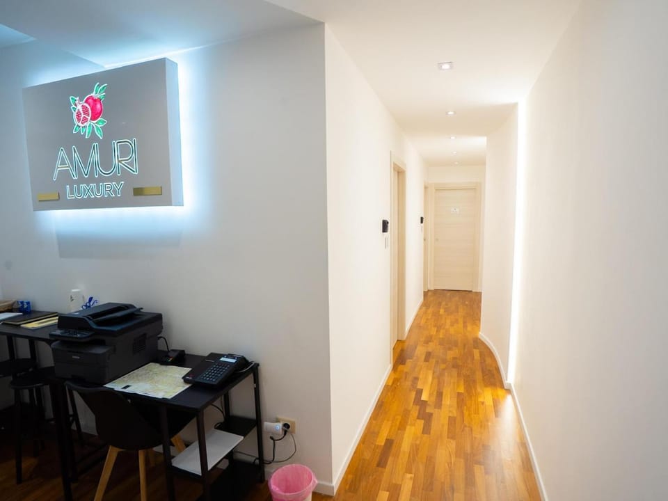 Living room, Internal: Not applicable to any particular room