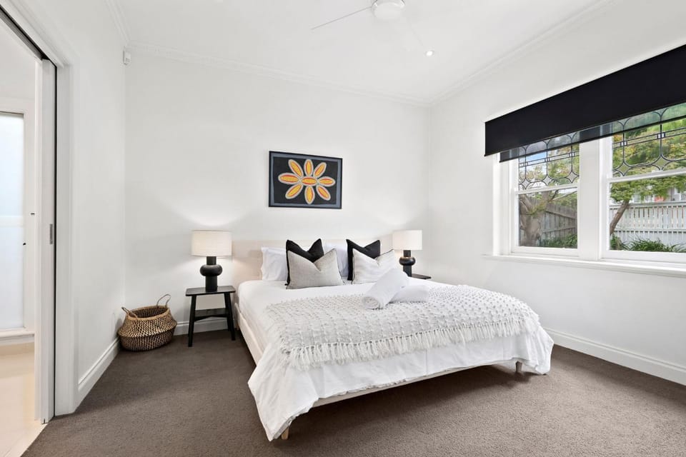 Bed, Bathroom, Bedroom, wardrobe