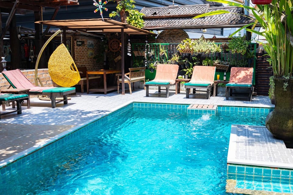 Swimming pool