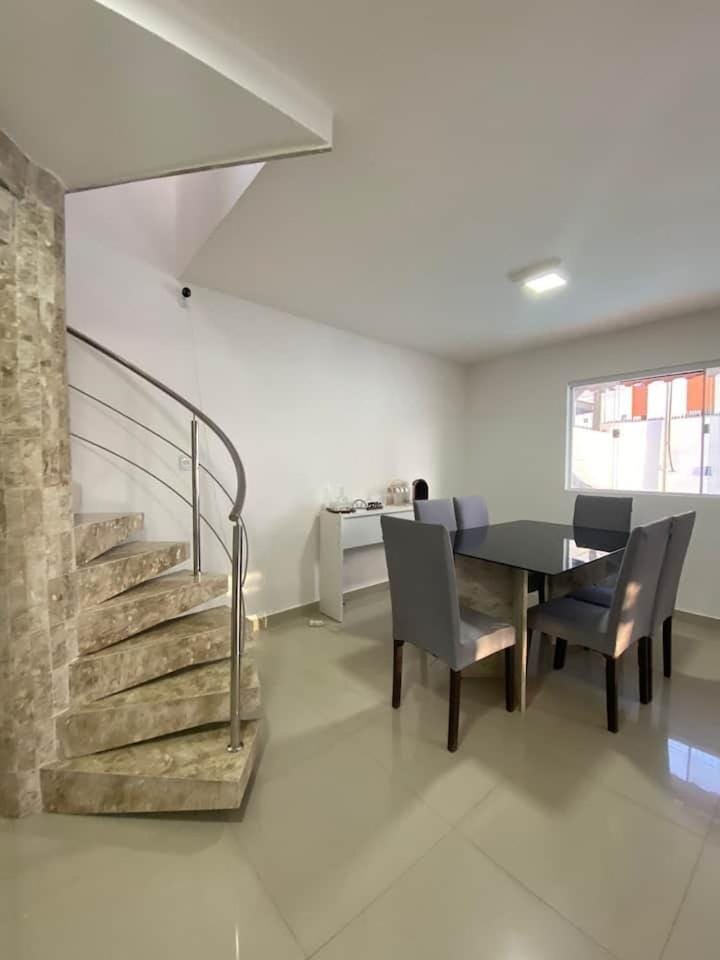 Casa com piscina em cabo frio House in Guarulhos