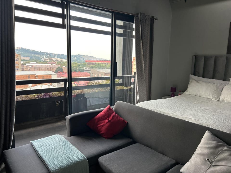 HallMark House 606 Apartment in Johannesburg