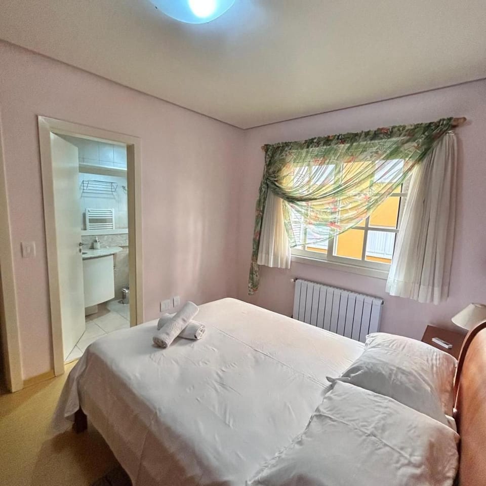 Ape Centro Gramado 6 Pax 2 Suites Prox Rua Torta Apartment in Gramado