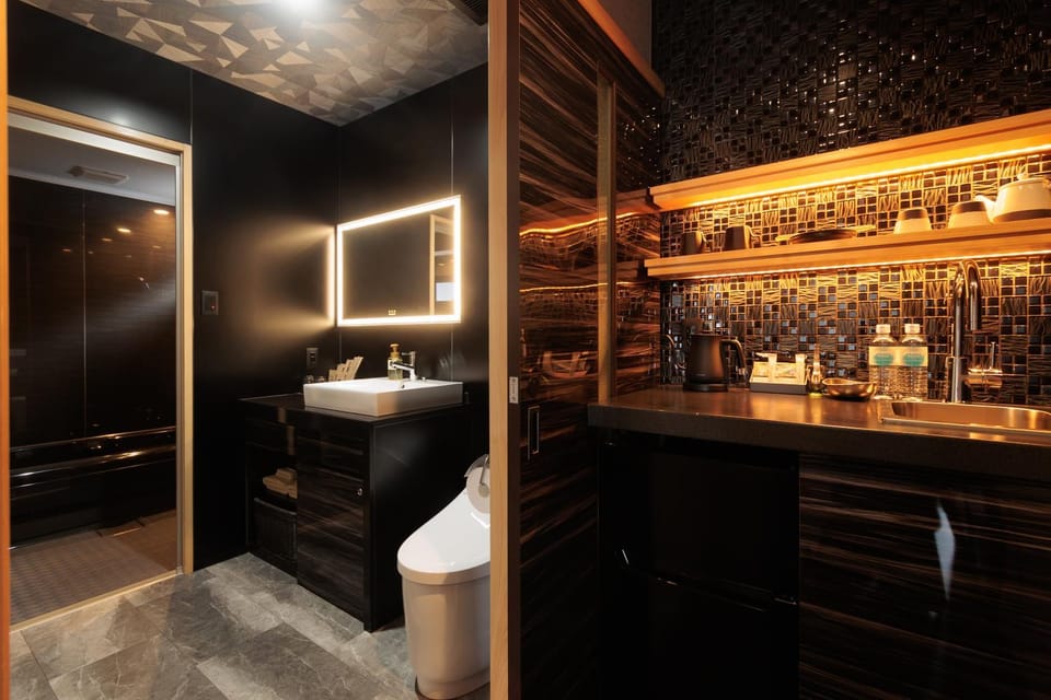 Toilet, Bathroom