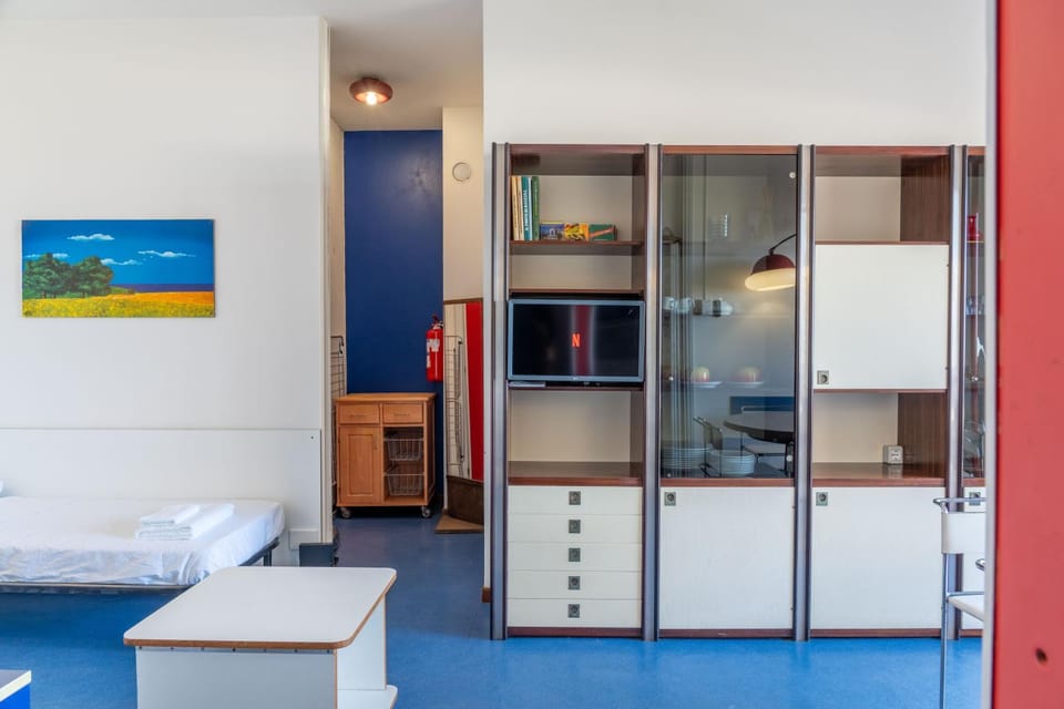 Bed, wardrobe