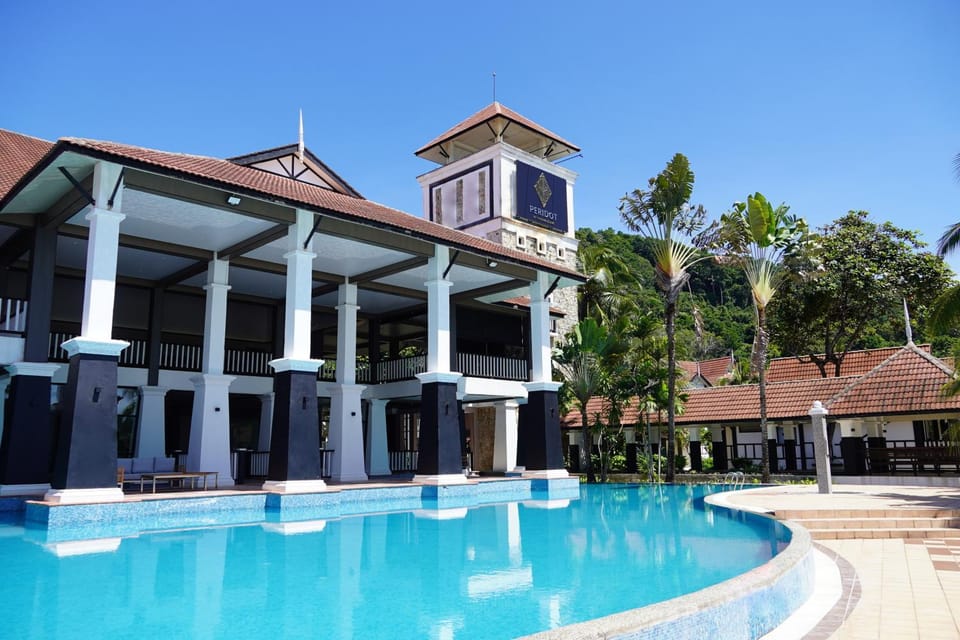 Property building, Swimming pool