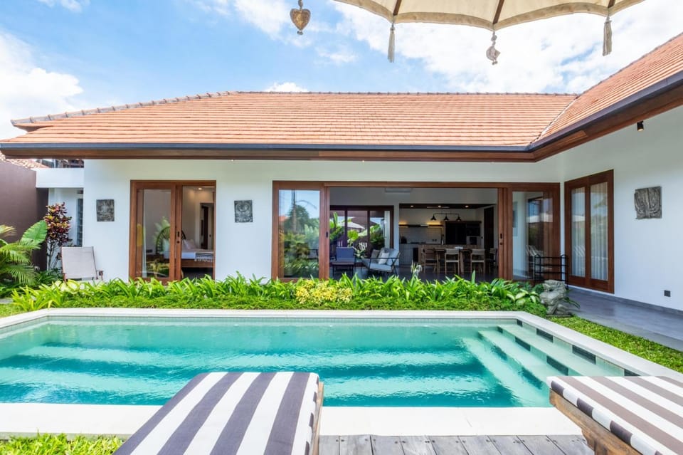 Floor plan, Swimming pool