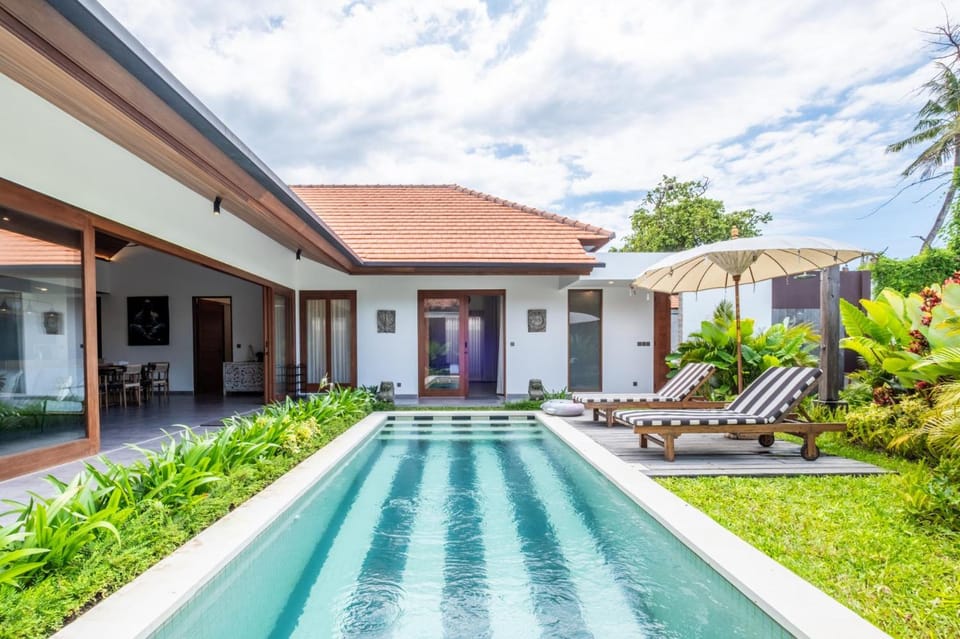 Floor plan, Swimming pool