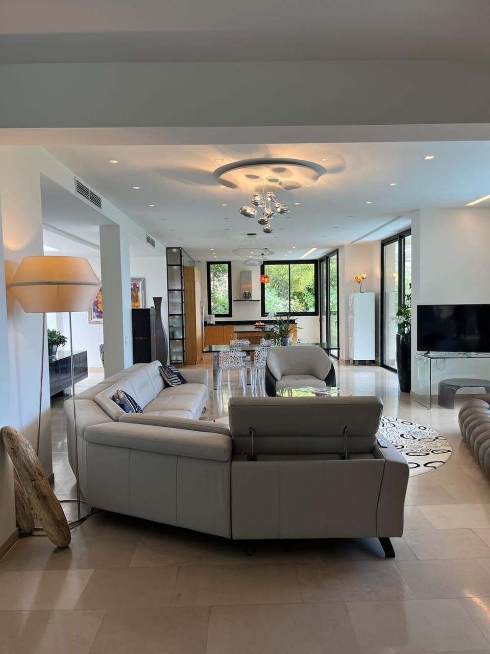 TV and multimedia, Living room, Seating area