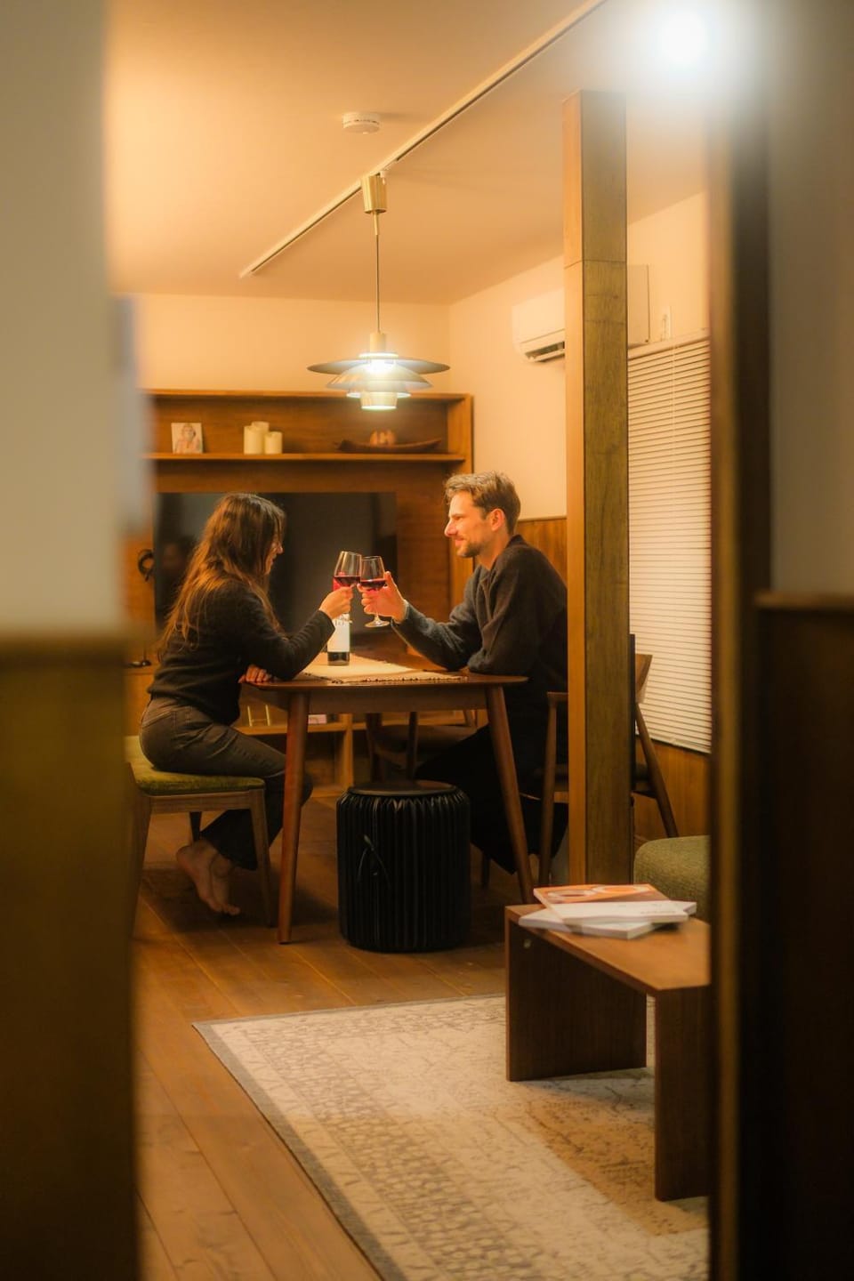 People, Living room, Seating area, group of guests