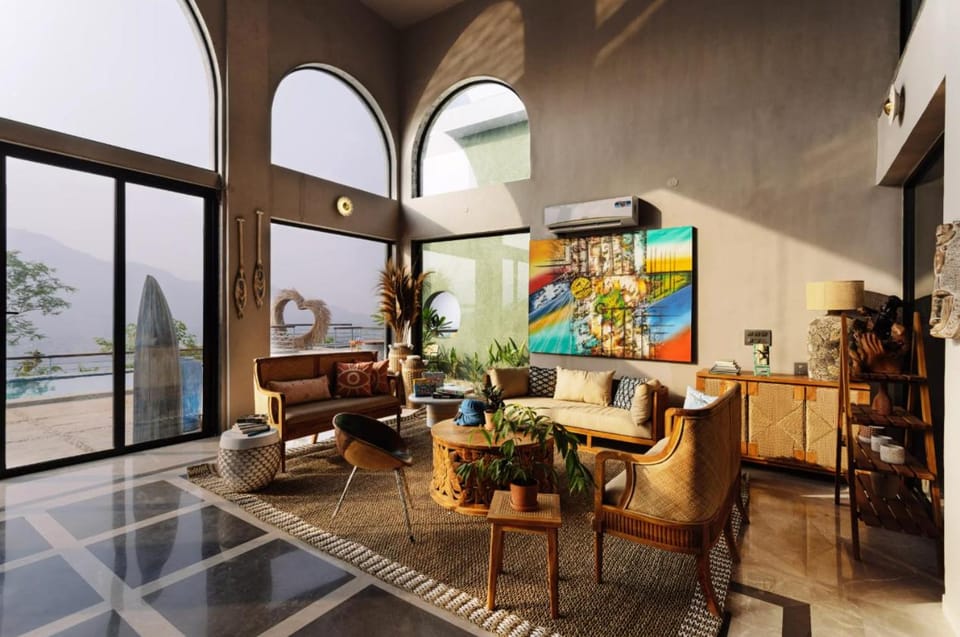 Living room, Seating area