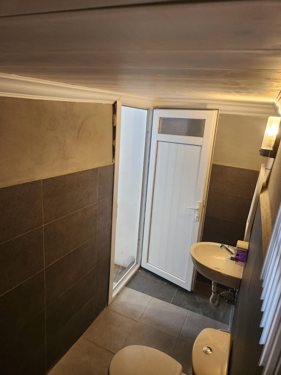 Toilet, Bathroom