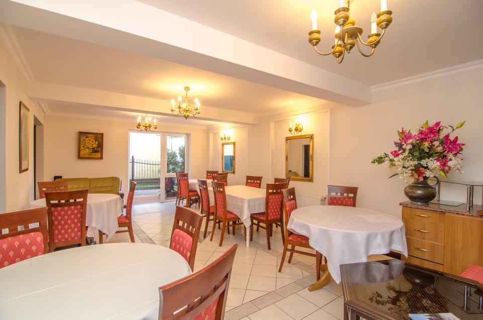 Willa Koron a Mielno Bed and Breakfast in West Pomeranian Voivodeship, Poland