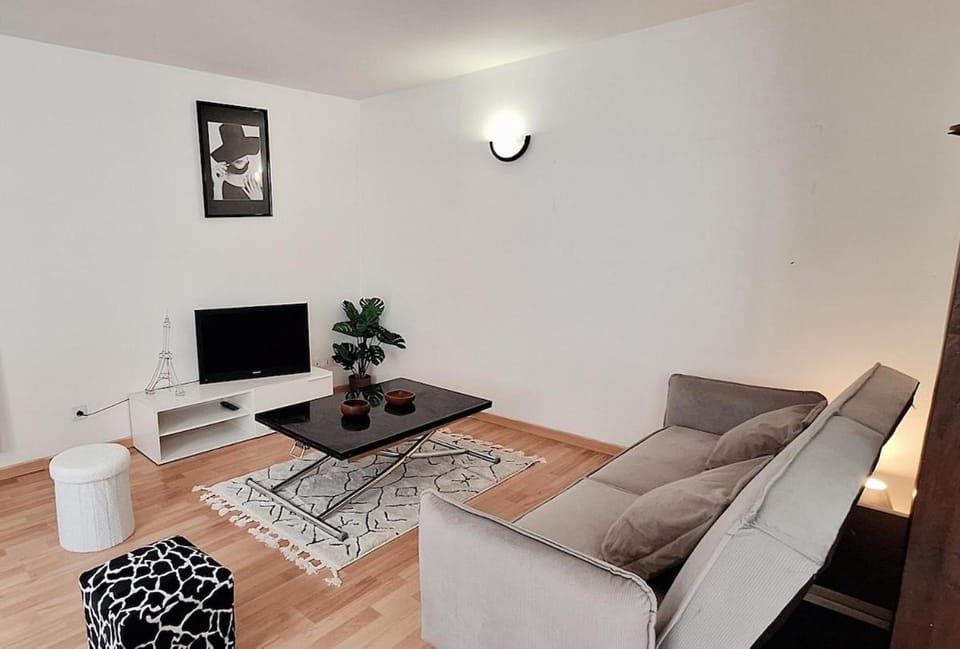 Cozy Atmosphere - Centre Apartment in Chartres