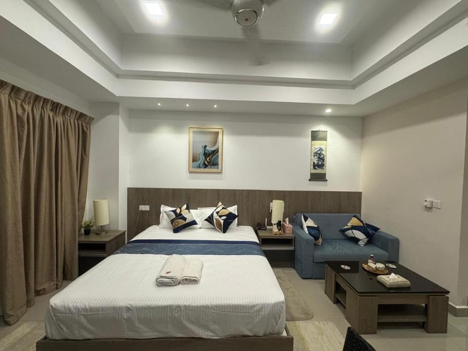 Living room, Bedroom