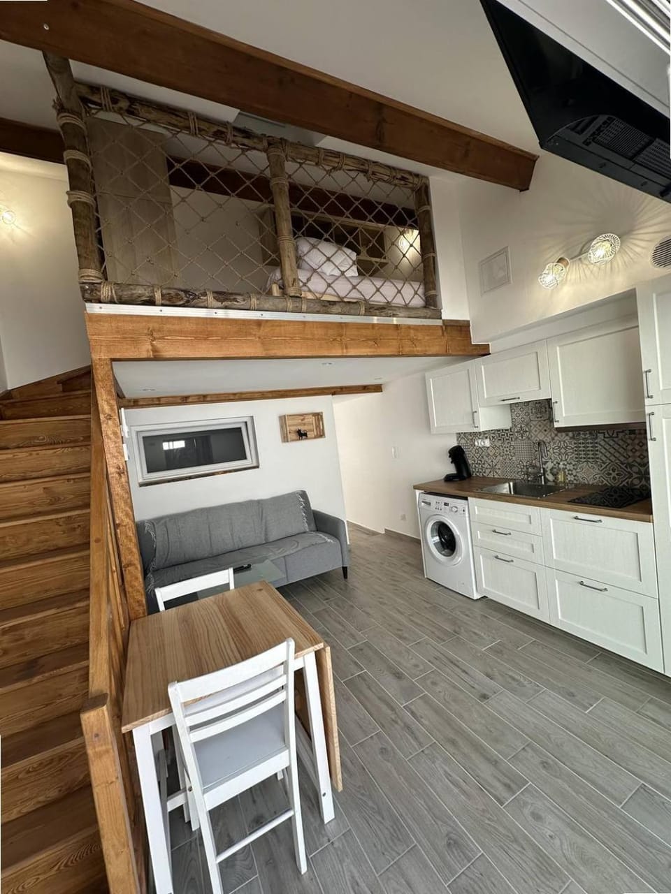 Superbe RDC terrasse centre ville clim wifi Apartment in Saintes-Maries-de-la-Mer