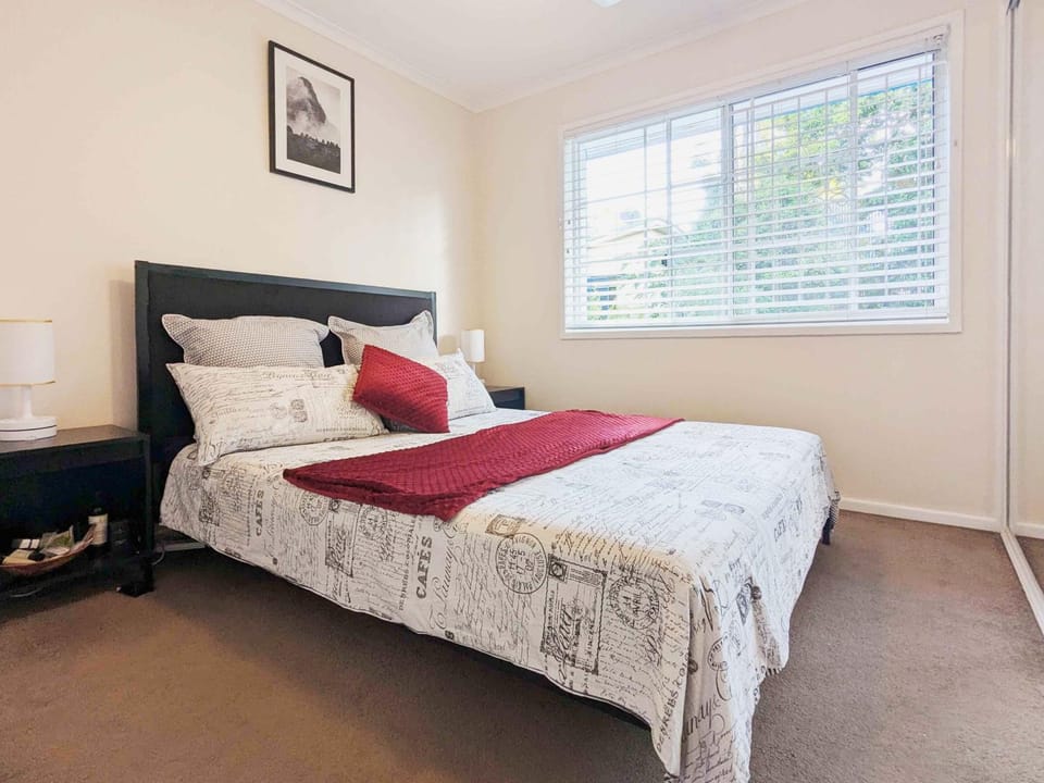 Bed, Photo of the whole room, Bedroom, towels, wardrobe