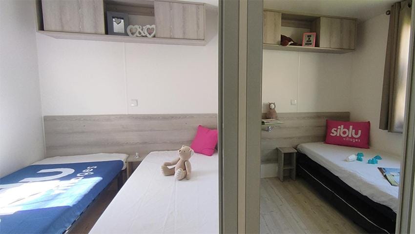 MobilHome climatisé 3 chambres 2 salles de bain, camping 4 étoiles, Les Charmettes House in Les Mathes