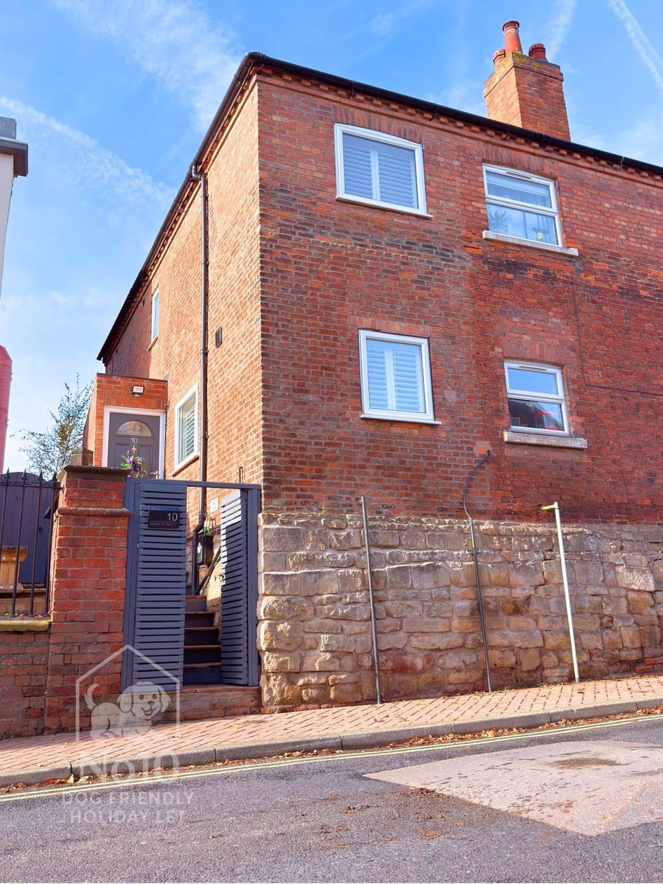 Property building, Street view