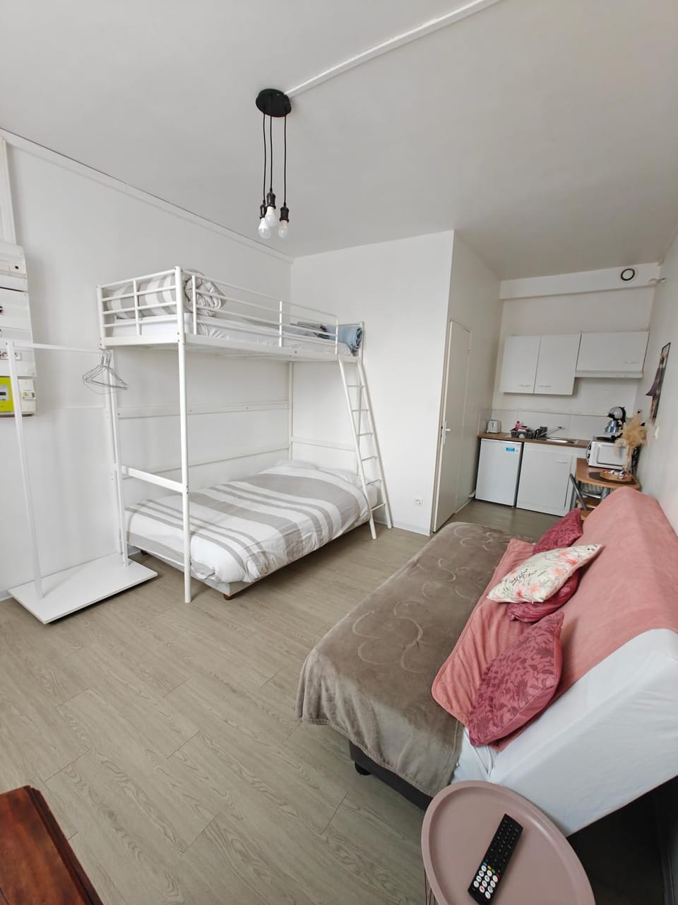 Le studio Mauperthuis Apartment in Île-de-France
