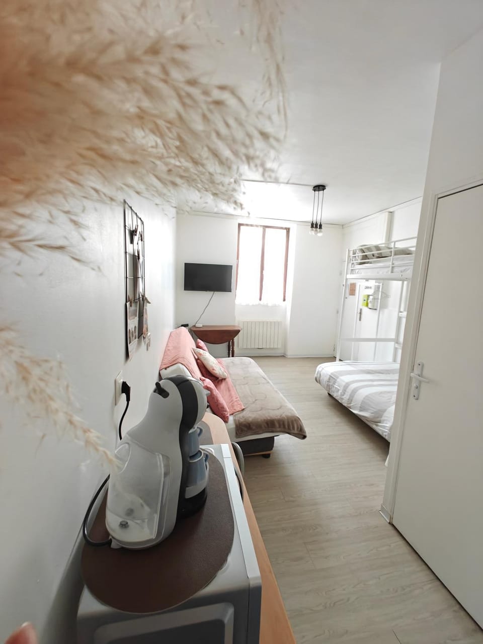 Le studio Mauperthuis Apartment in Île-de-France