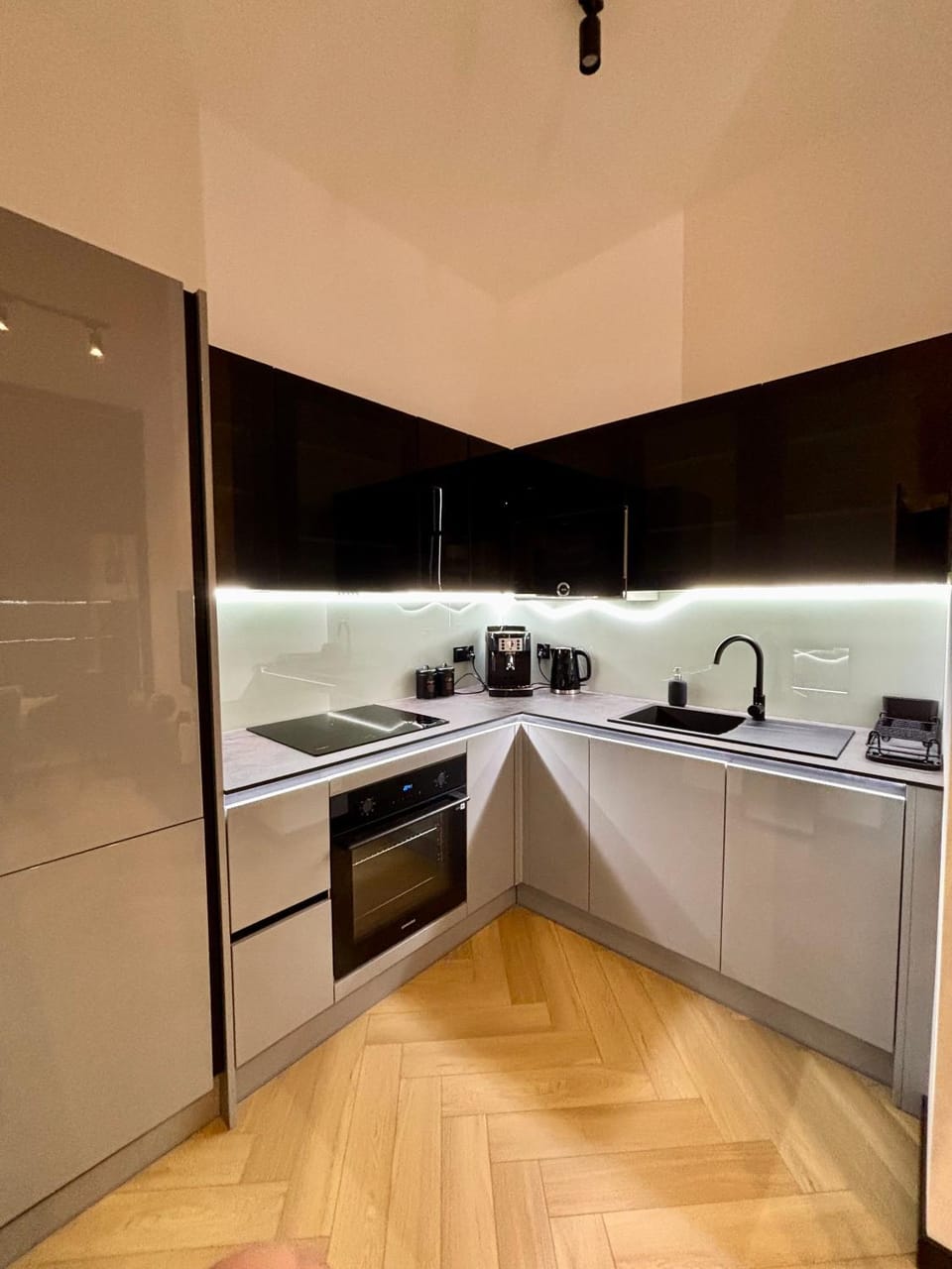 Kitchen or kitchenette, stove