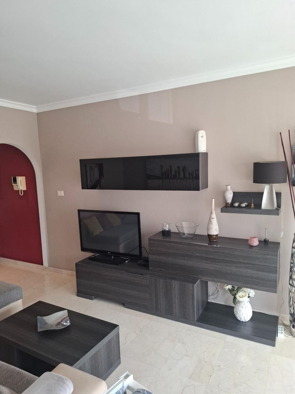 Communal lounge/ TV room, TV and multimedia, Living room