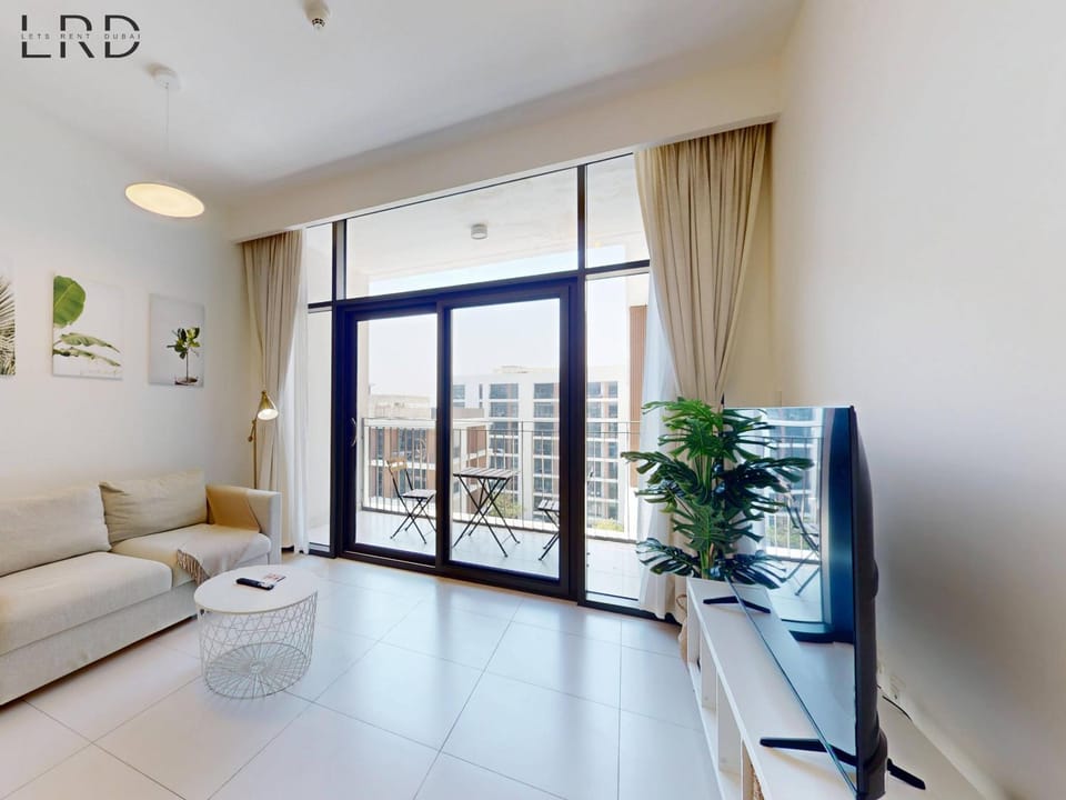 Chic 2 Bedroom Apartment - Park Point - Dubai Hills Apartment in Dubai