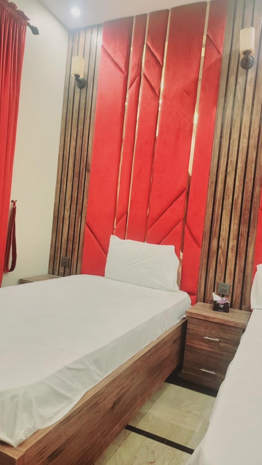 Eastern Lodge Guest House Bed and Breakfast in Pakistan