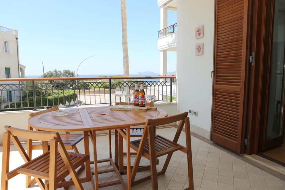 View (from property/room), Balcony/Terrace, Sea view
